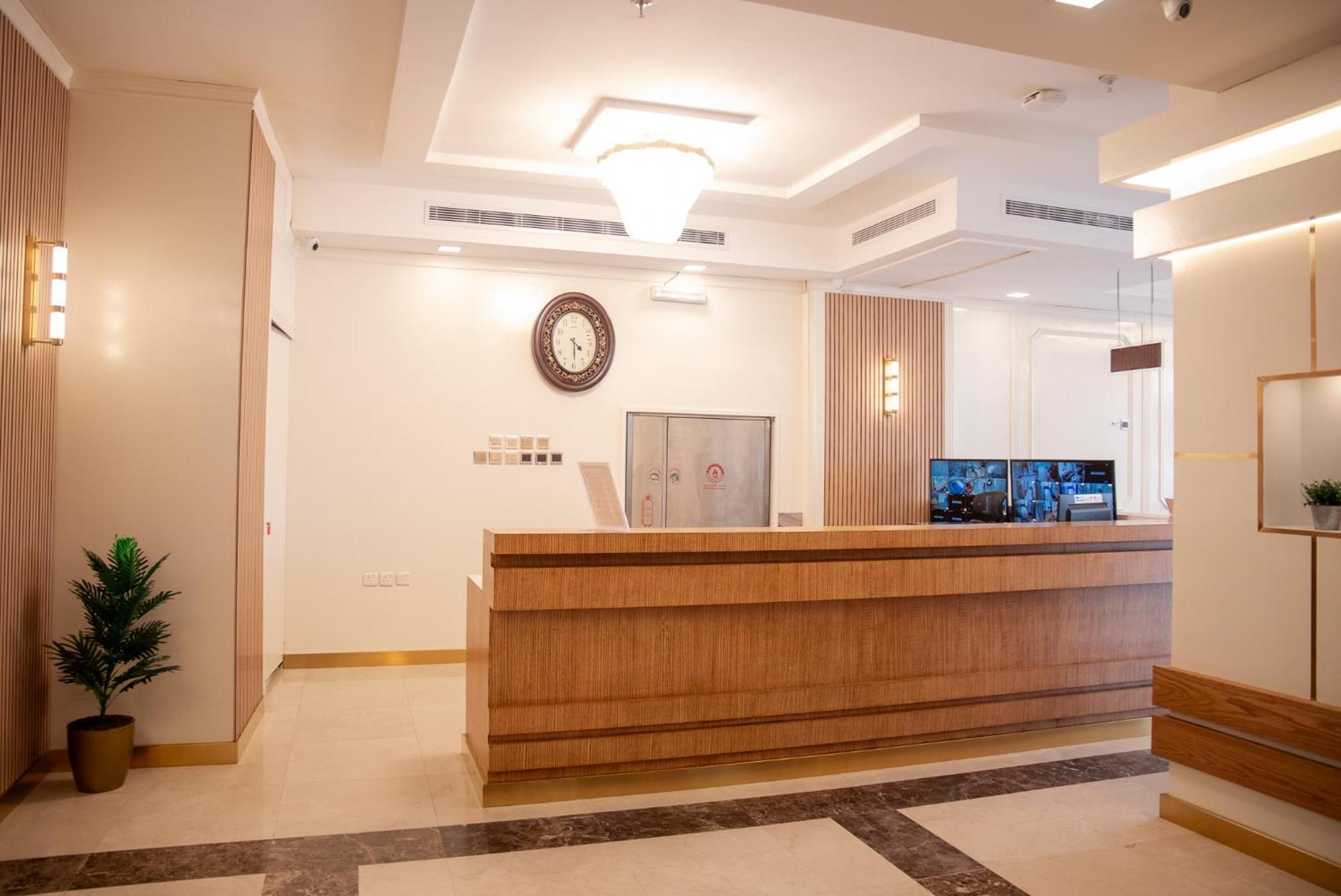 Areen Hotel Al Basateen Jeddah Exterior photo